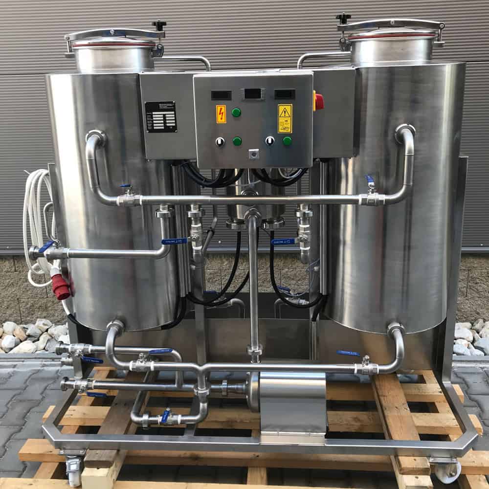 CIP-202: Þvottavél til að hreinsa og hreinsa skip og leiðslur í breweries með tveimur skriðdreka 200 lítra og 70 lítra af hlutleysandi skipinu CIP-202: Þvottavél til að hreinsa og hreinsa skip og lai ðslur í啤酒厂með tveimur skriðdreka 200 lítra og 70 lítra af hlutleysandi skipinu